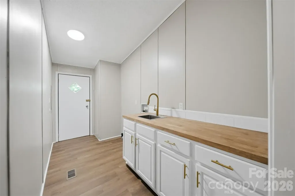 4944 Largo Court Conover NC 28613