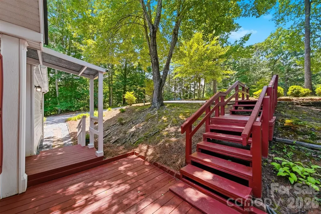4944 Largo Court Conover NC 28613