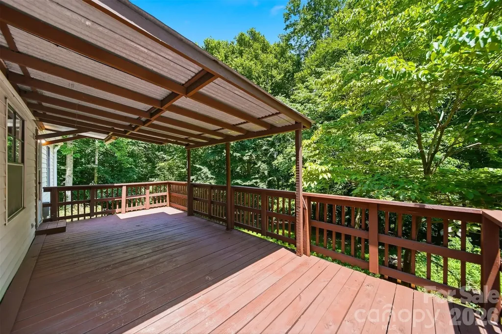 4944 Largo Court Conover NC 28613