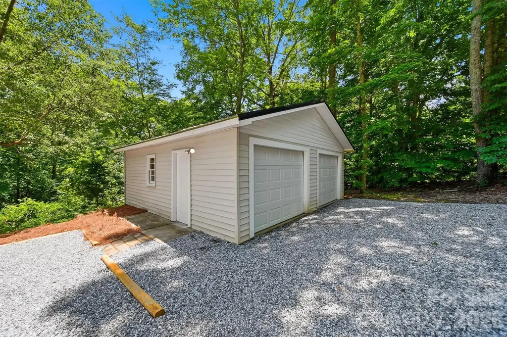4944 Largo Court Conover NC 28613