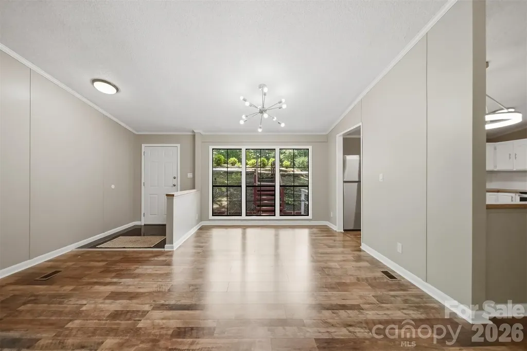 4944 Largo Court Conover NC 28613