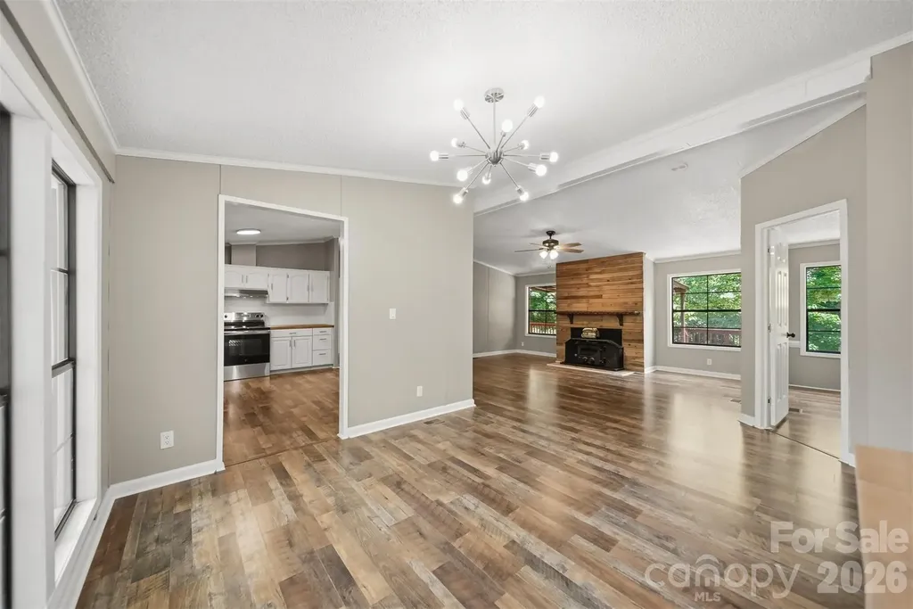 4944 Largo Court Conover NC 28613