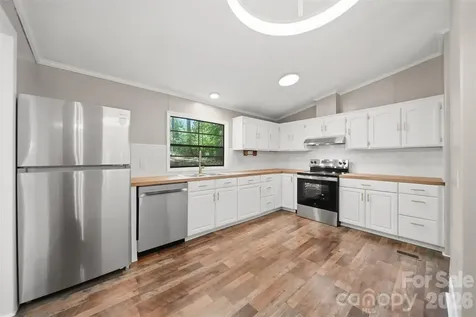 4944 Largo Court Conover NC 28613
