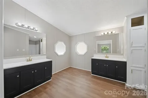 4944 Largo Court Conover NC 28613