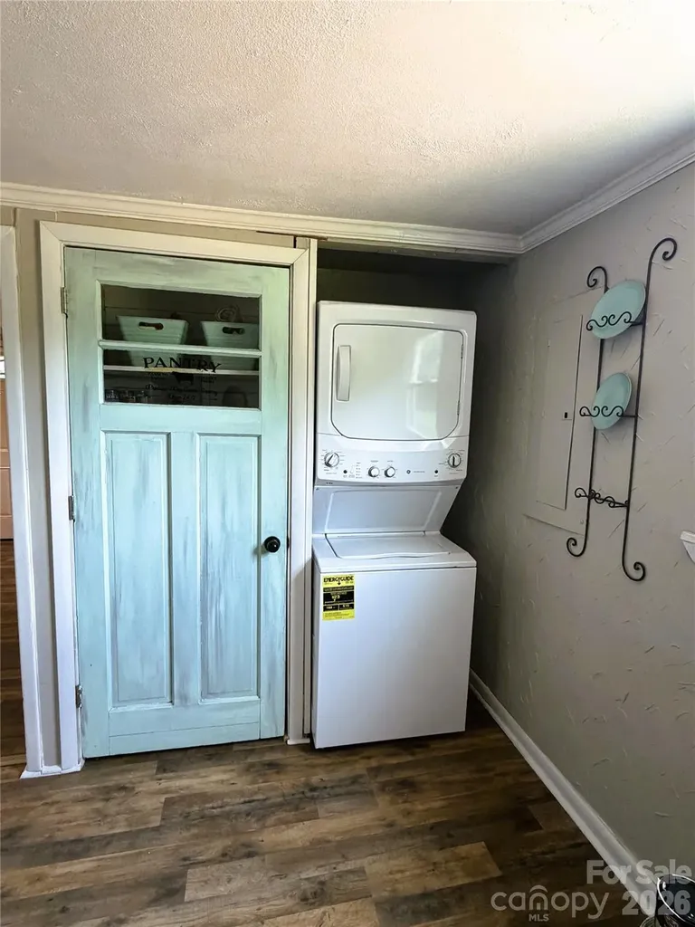 68 Doc Stokes Drive Taylorsville NC 28681