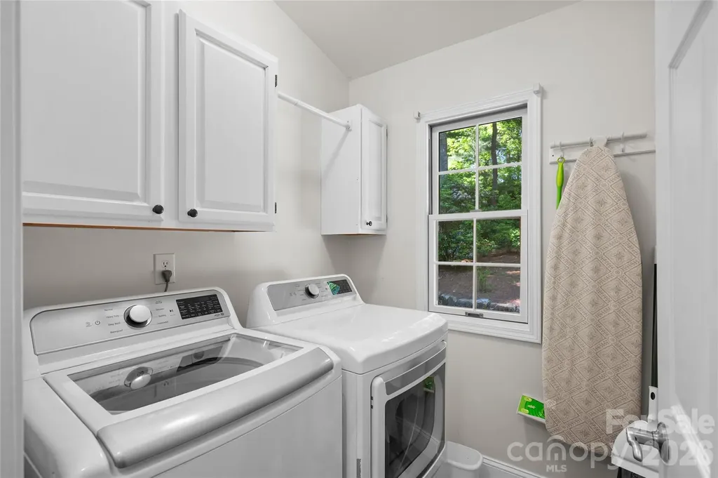 522 Toxaway Court Lake Toxaway NC 28747