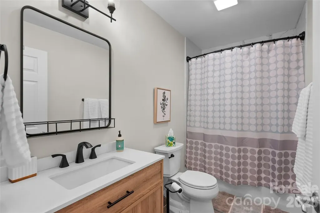522 Toxaway Court Lake Toxaway NC 28747