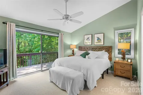 522 Toxaway Court Lake Toxaway NC 28747