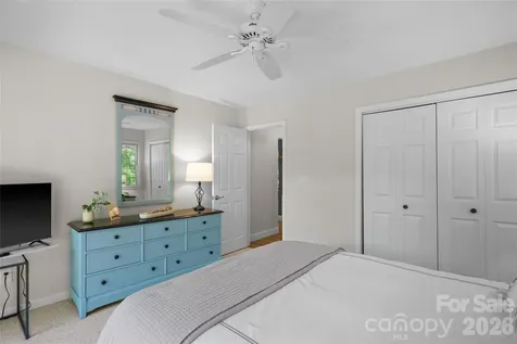 522 Toxaway Court Lake Toxaway NC 28747