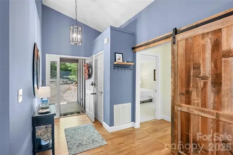 522 Toxaway Court Lake Toxaway NC 28747