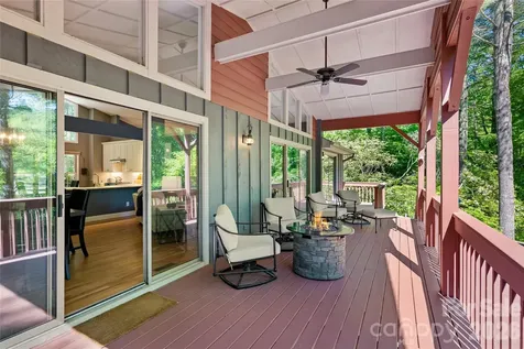 522 Toxaway Court Lake Toxaway NC 28747