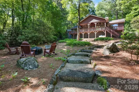 522 Toxaway Court Lake Toxaway NC 28747