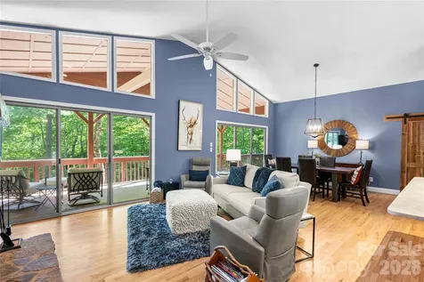 522 Toxaway Court Lake Toxaway NC 28747