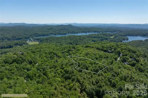 522 Toxaway Court Lake Toxaway NC 28747