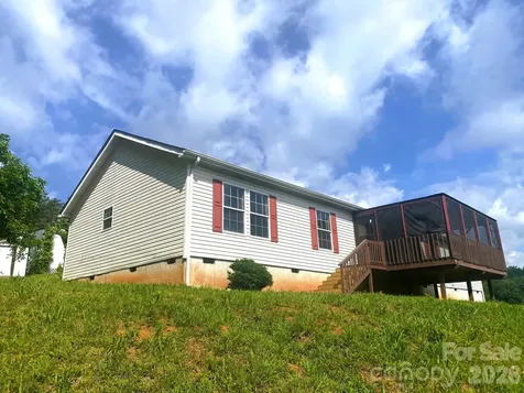 39 Henry White Lane Leicester NC 28748