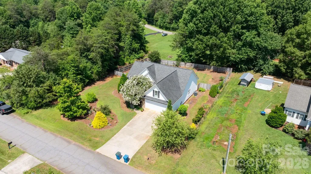 1621 Herbie Circle Newton NC 28658