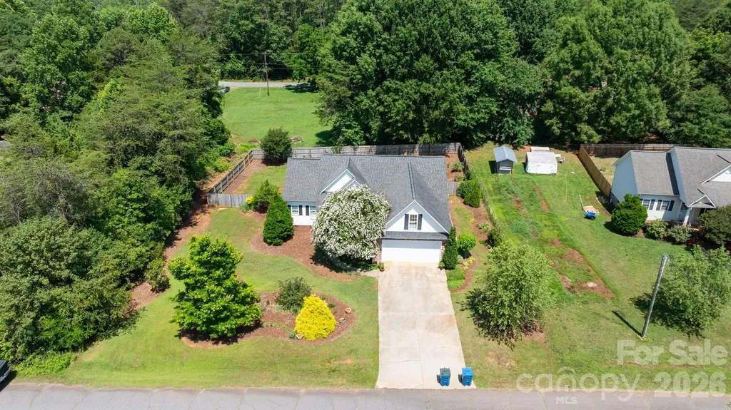 1621 Herbie Circle Newton NC 28658