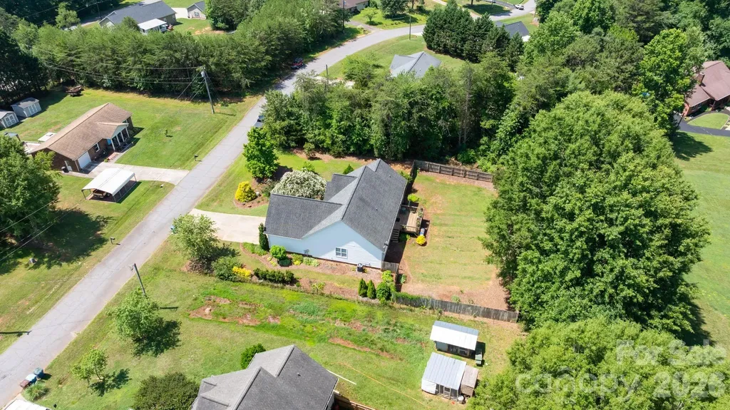 1621 Herbie Circle Newton NC 28658