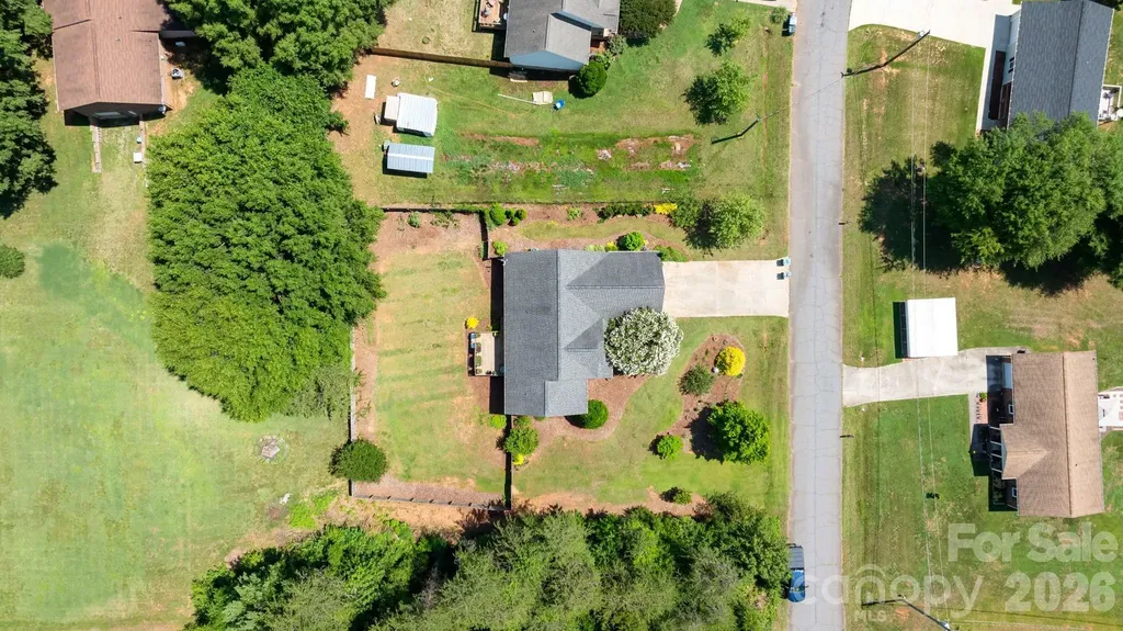 1621 Herbie Circle Newton NC 28658