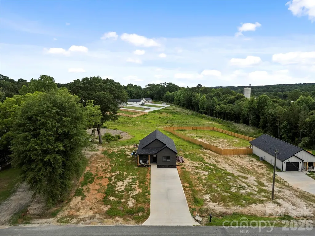 1226 Burris Boulevard Lincolnton NC 28092