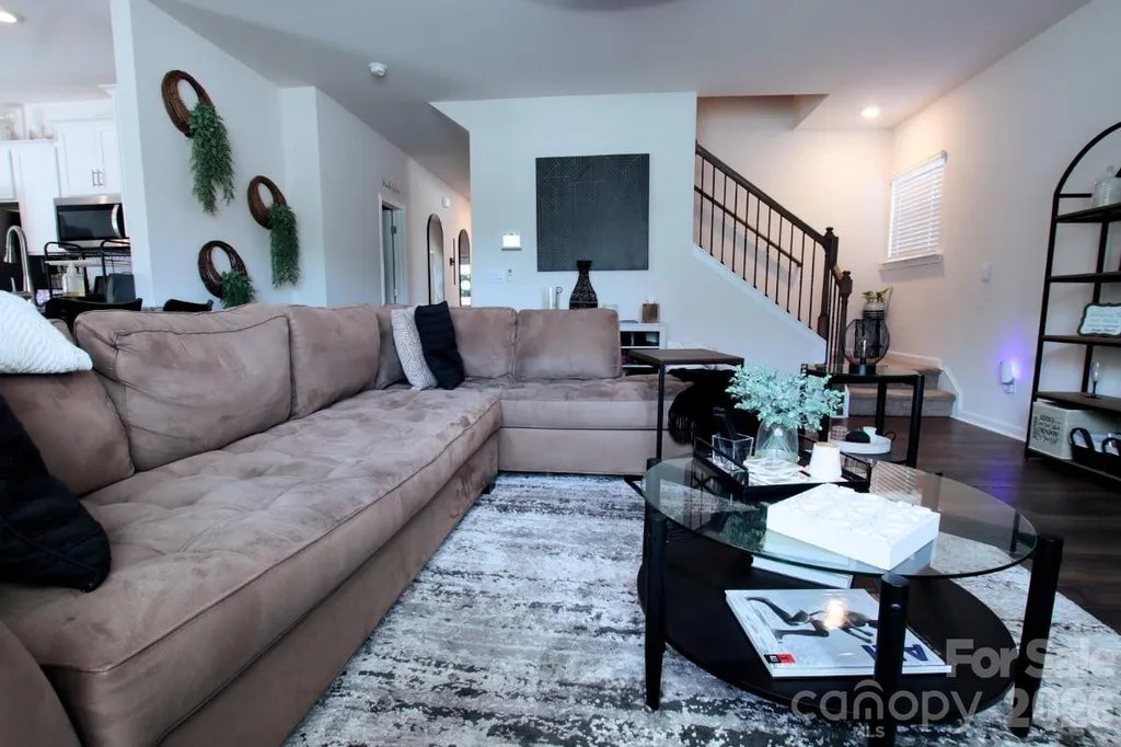2005 Mariah Glen Court Charlotte NC 28213