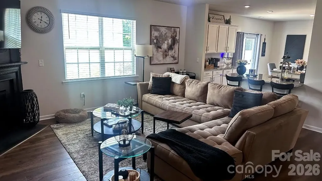2005 Mariah Glen Court Charlotte NC 28213