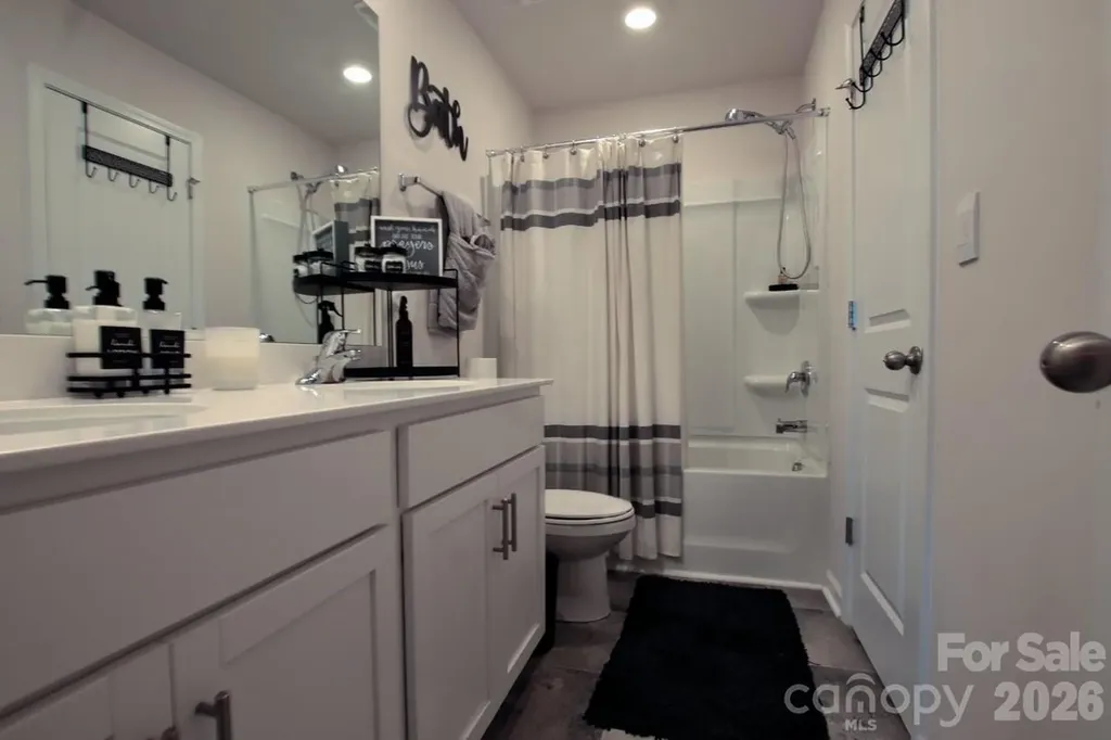 2005 Mariah Glen Court Charlotte NC 28213