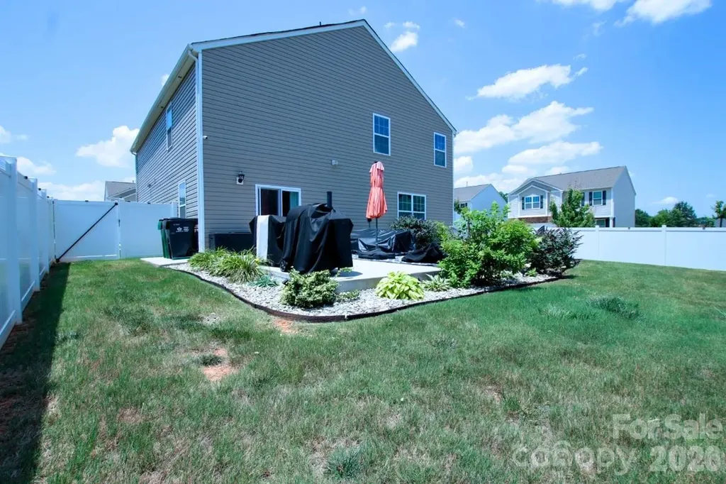 2005 Mariah Glen Court Charlotte NC 28213