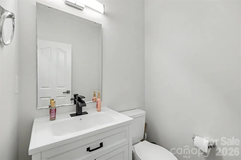 6908 Centerline Drive Charlotte NC 28278