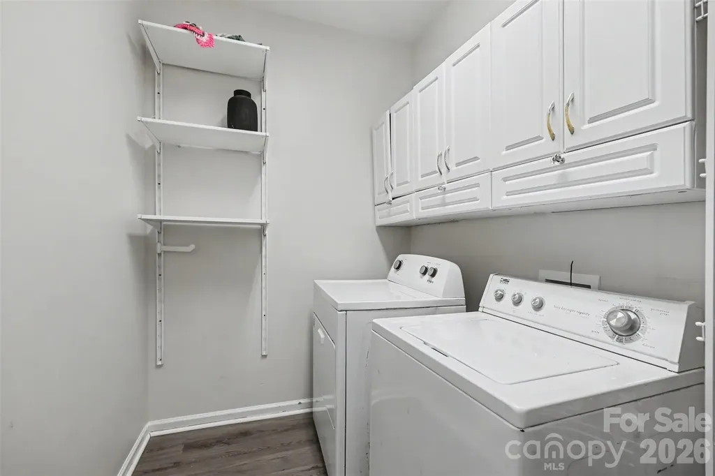 6908 Centerline Drive Charlotte NC 28278