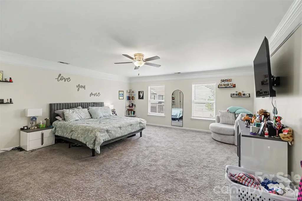 6908 Centerline Drive Charlotte NC 28278