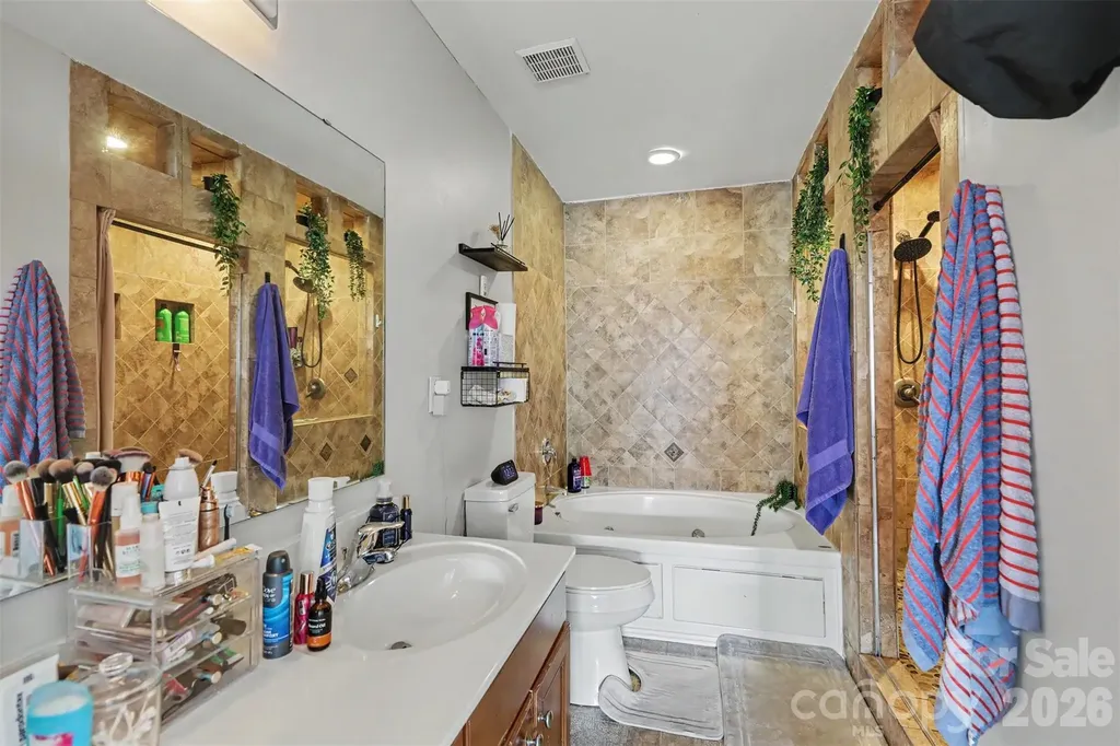 6908 Centerline Drive Charlotte NC 28278