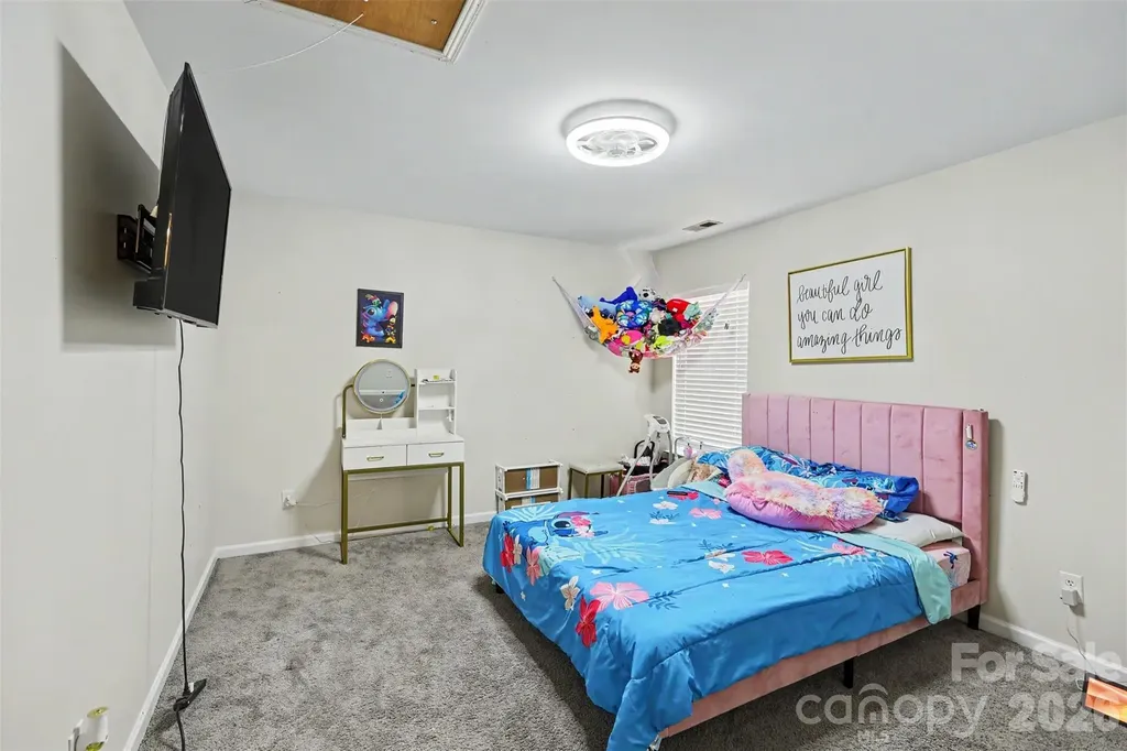 6908 Centerline Drive Charlotte NC 28278