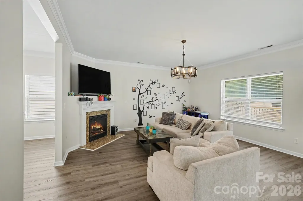 6908 Centerline Drive Charlotte NC 28278