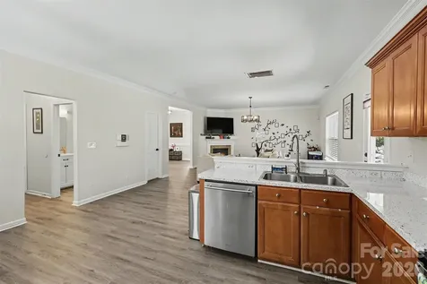 6908 Centerline Drive Charlotte NC 28278