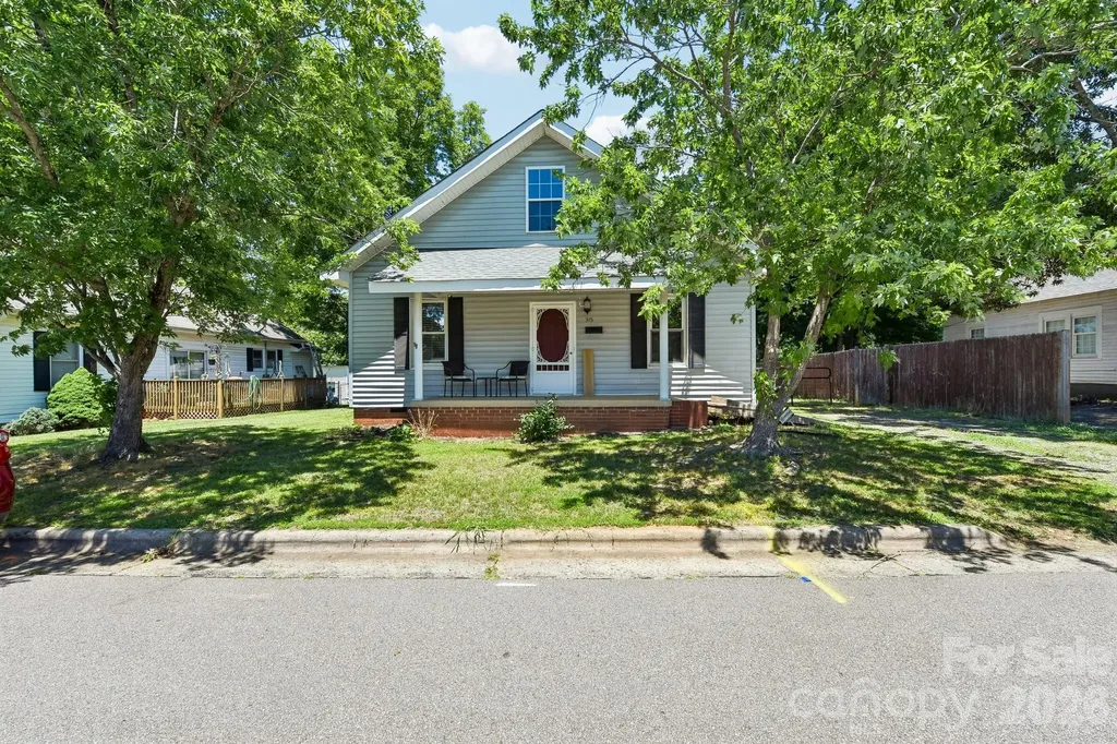 315 Caldwell Avenue Mooresville NC 28115