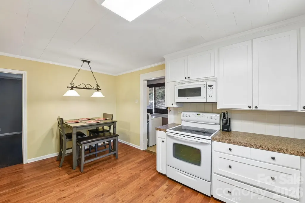 315 Caldwell Avenue Mooresville NC 28115