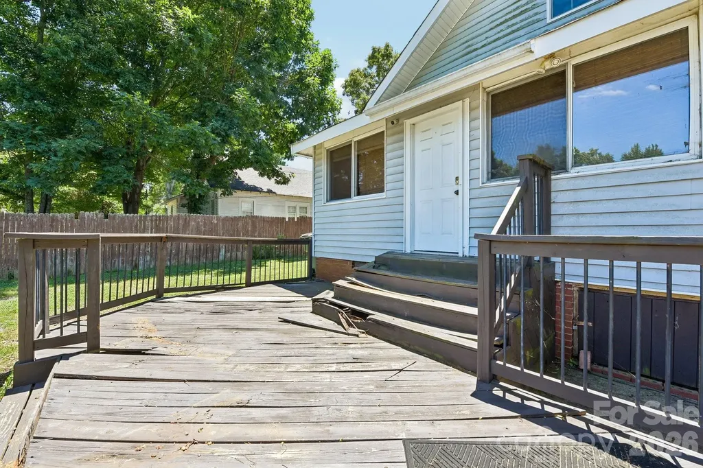 315 Caldwell Avenue Mooresville NC 28115