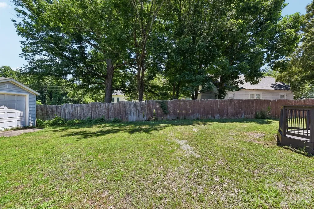 315 Caldwell Avenue Mooresville NC 28115