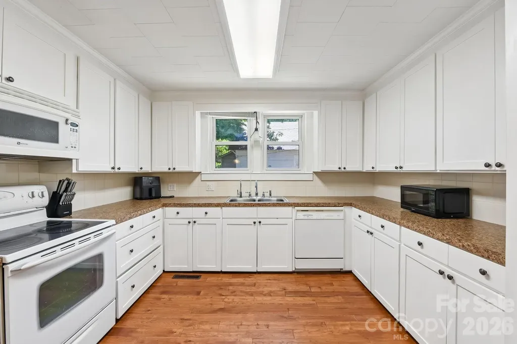 315 Caldwell Avenue Mooresville NC 28115