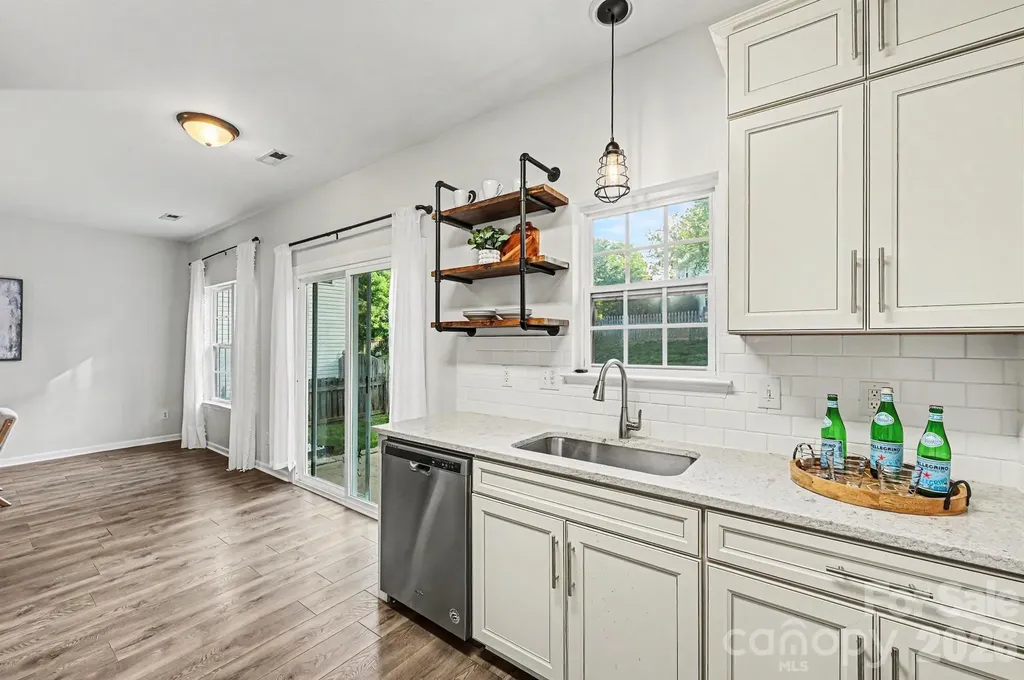 9902 Highlands Crossing Drive Charlotte NC 28277