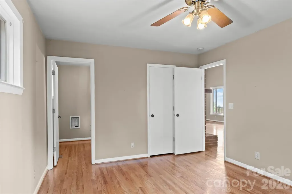 576 Lake Vista Drive Glade Valley NC 28627