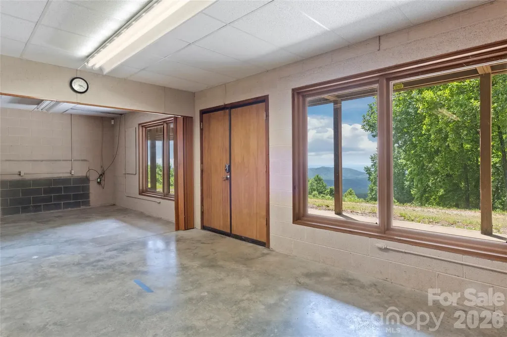 576 Lake Vista Drive Glade Valley NC 28627