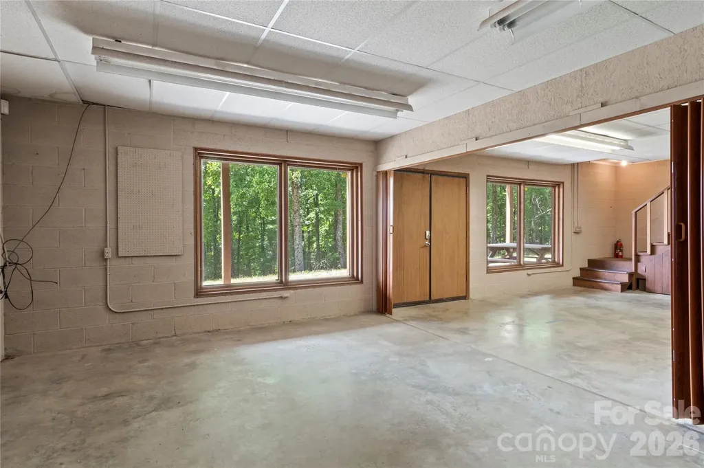 576 Lake Vista Drive Glade Valley NC 28627