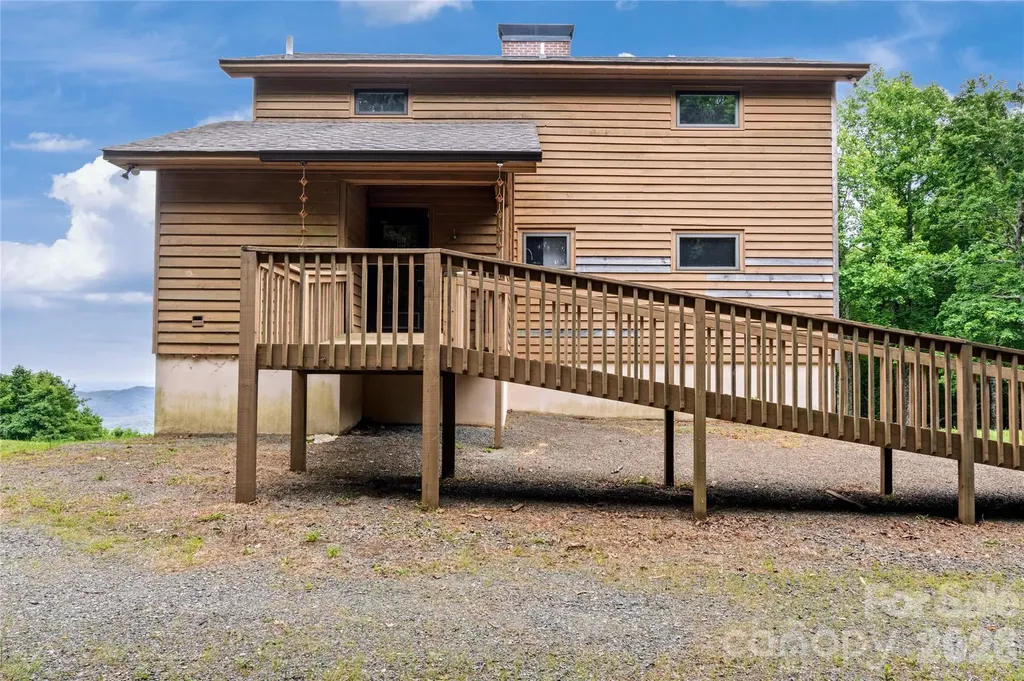 576 Lake Vista Drive Glade Valley NC 28627