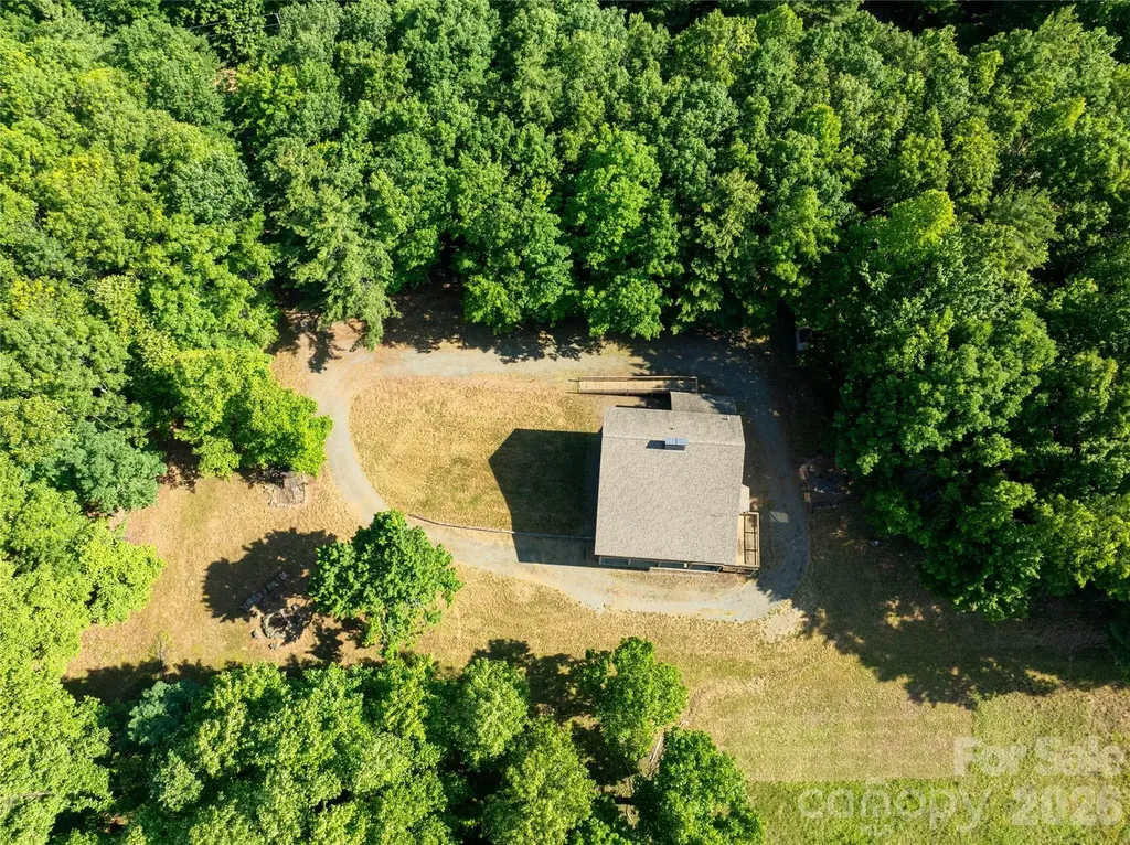 576 Lake Vista Drive Glade Valley NC 28627