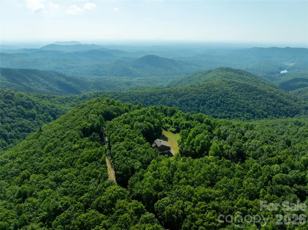 576 Lake Vista Drive Glade Valley NC 28627