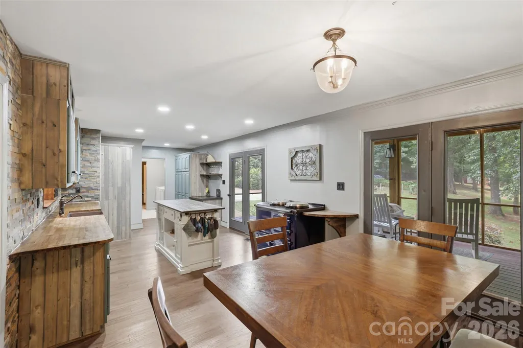 8301 Waxhaw Creek Road Waxhaw NC 28173