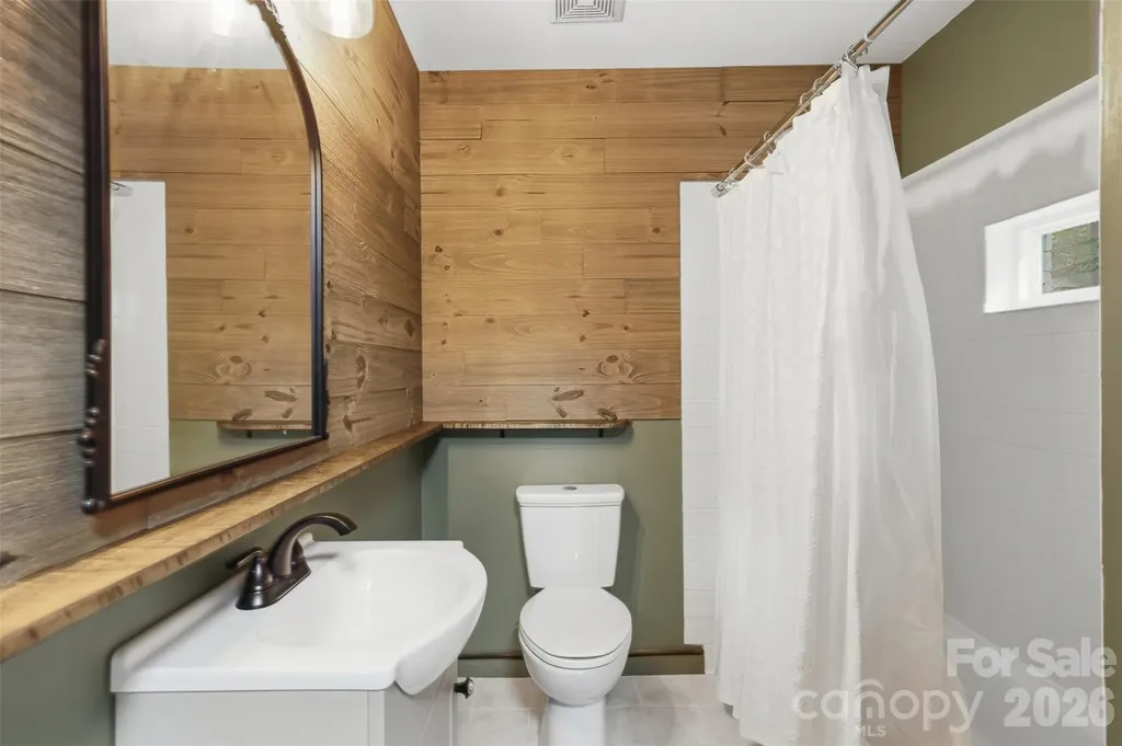 8301 Waxhaw Creek Waxhaw NC 28173