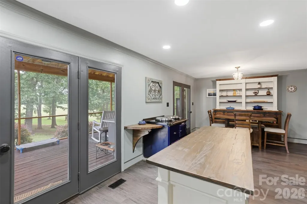 8301 Waxhaw Creek Waxhaw NC 28173